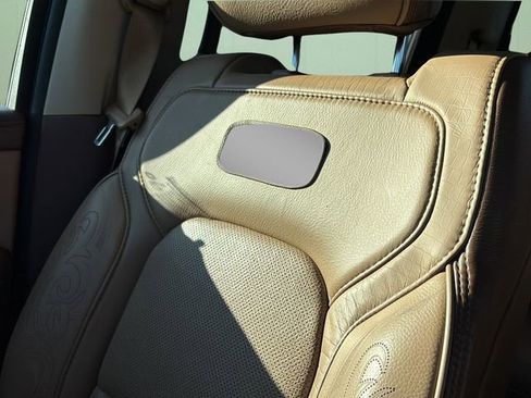 Used 2019 RAM 1500 Limited image 46