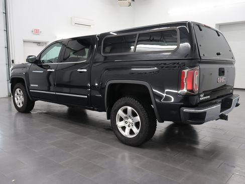 Used 2017 GMC Sierra 1500 SLT w/ Suspension Package, Off-Road AWD/4WD image 6
