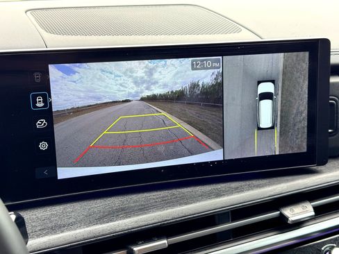 Used 2025 Hyundai Santa Fe Limited image 37