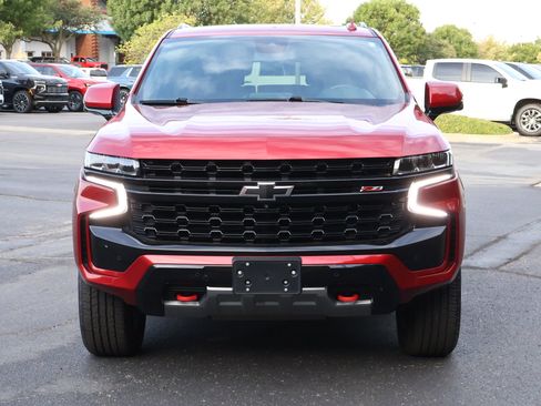 Used 2024 Chevrolet Tahoe Z71 w/ Luxury Package AWD/4WD image 32