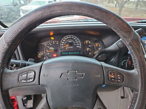 Used 2006 Chevrolet Silverado 2500 LT w/ Onstar Plus Package image 22