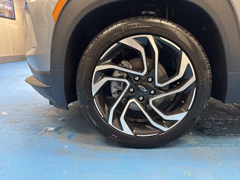 New 2026 Chevrolet TrailBlazer RS w/ Convenience Package FWD image 17