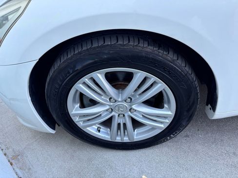 Used 2013 INFINITI G37 Journey w/ Premium Pkg image 11