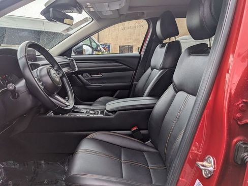 Used 2025 MAZDA CX-50 AWD 2.5 Hybrid w/ Premium Pkg image 15