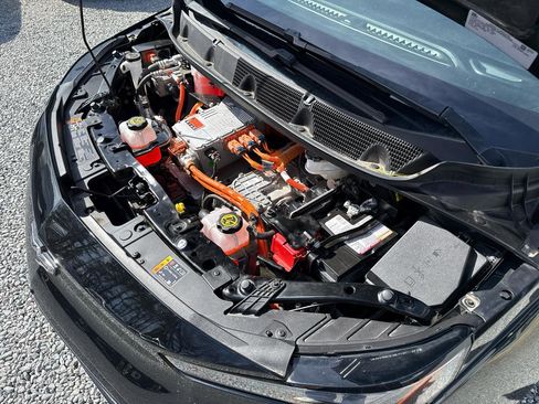 Used 2023 Chevrolet Bolt LT image 28