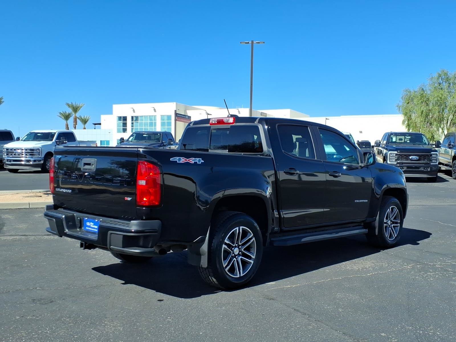 Used 2021 Chevrolet Colorado LT w/ LT Convenience Package AWD/4WD image 5