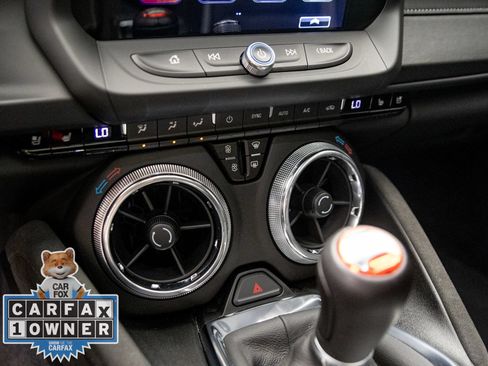 Used 2018 Chevrolet Camaro SS RWD image 18