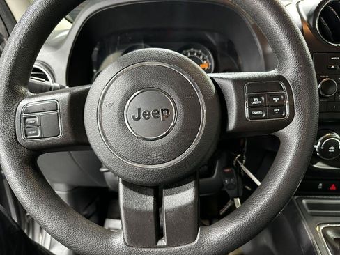 Used 2016 Jeep Patriot Sport w/ Power Value Group AWD/4WD image 19