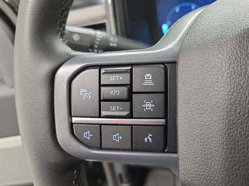 Used 2025 Ford F250 Lariat w/ Lariat Ultimate Package AWD/4WD image 27