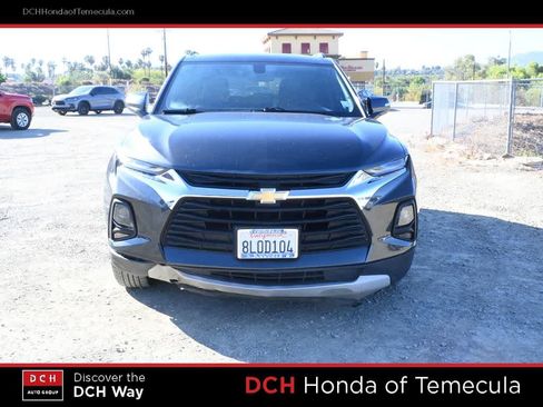Used 2019 Chevrolet Blazer LT FWD image 2