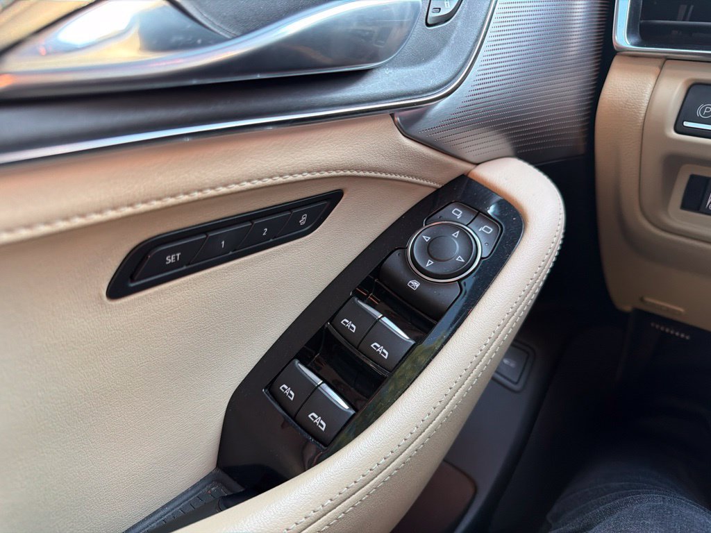 Used 2020 Cadillac CT5 Premium Luxury AWD/4WD image 17