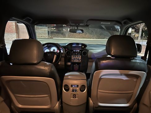 Used 2014 Honda Pilot EX image 12
