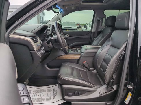 Used 2019 GMC Yukon Denali w/ Denali Ultimate Package AWD/4WD image 20