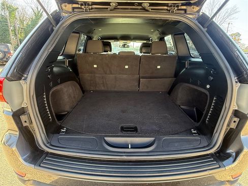 Used 2016 Jeep Grand Cherokee Laredo w/ Quick Order Package 23E image 26