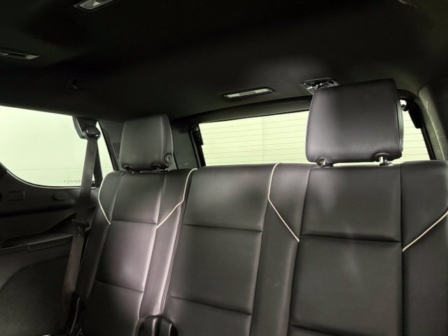 Used 2022 Cadillac Escalade Premium Luxury AWD/4WD image 26