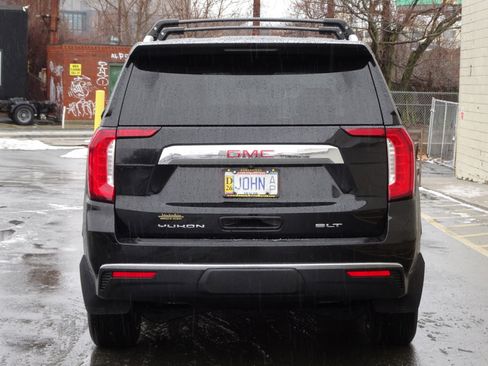 Used 2023 GMC Yukon SLT image 6