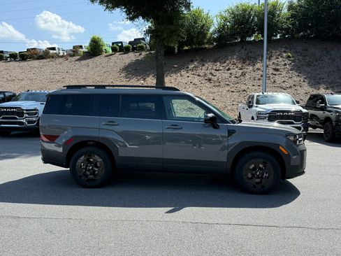 Used 2024 Hyundai Santa Fe XRT AWD/4WD image 4