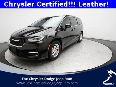Certified 2024 Chrysler Pacifica Touring-L