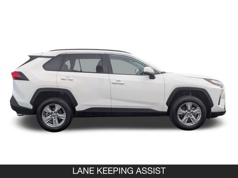 Used 2025 Toyota RAV4 XLE image 6