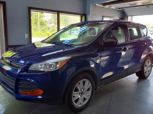 Used 2016 Ford Escape S FWD image 8