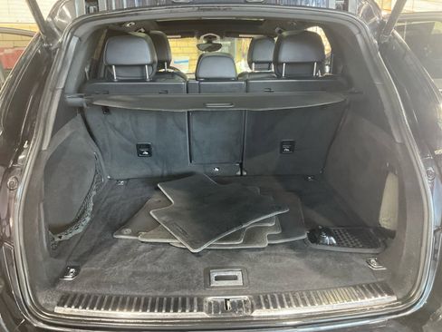 Used 2014 Porsche Cayenne S image 24