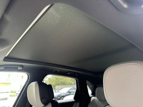 Used 2025 Porsche Cayenne S image 30