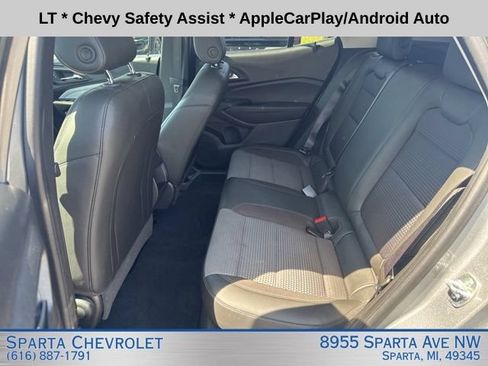 Used 2024 Chevrolet Trax LT FWD image 26