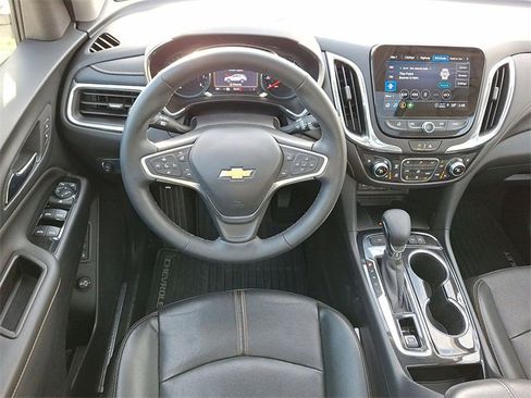 Certified 2023 Chevrolet Equinox Premier image 20