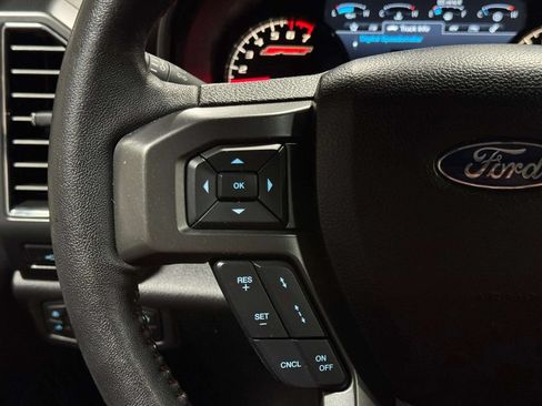 Used 2018 Ford F150 Lariat w/ Equipment Group 502A Luxury AWD/4WD image 9