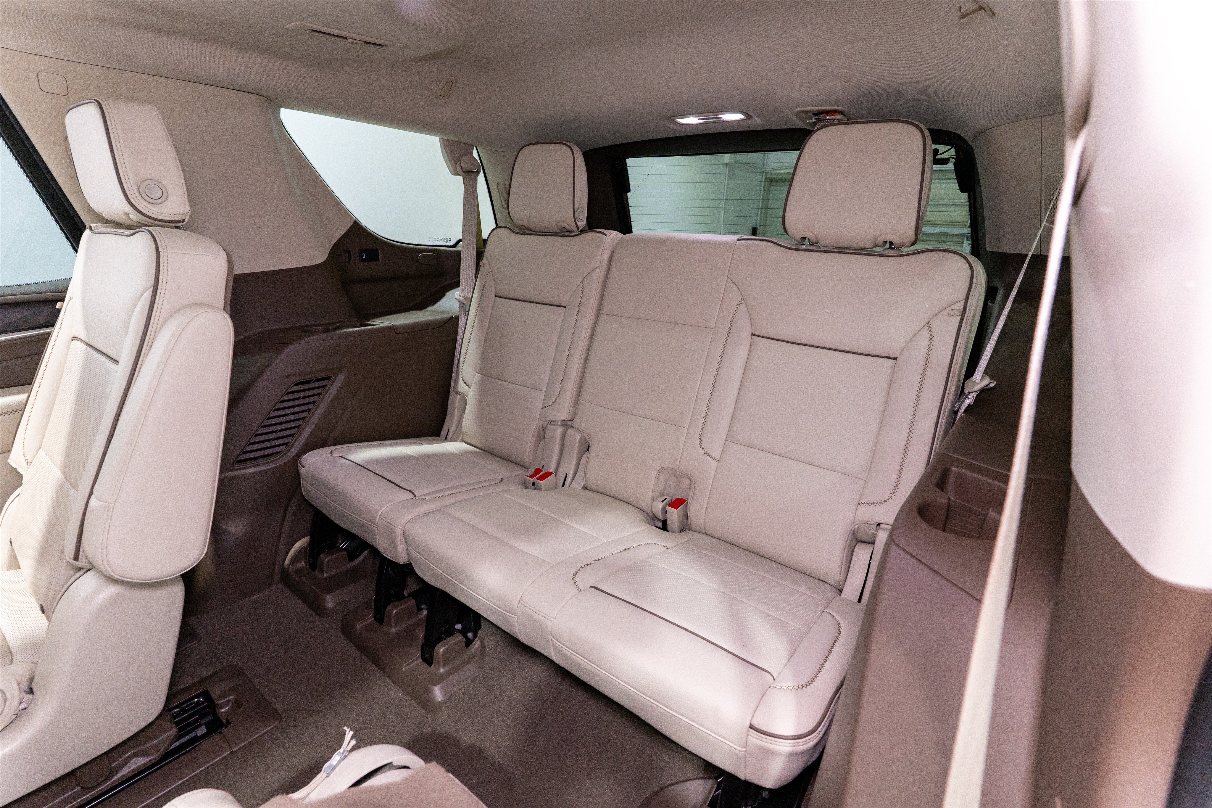 Used 2023 GMC Yukon Denali AWD/4WD image 36