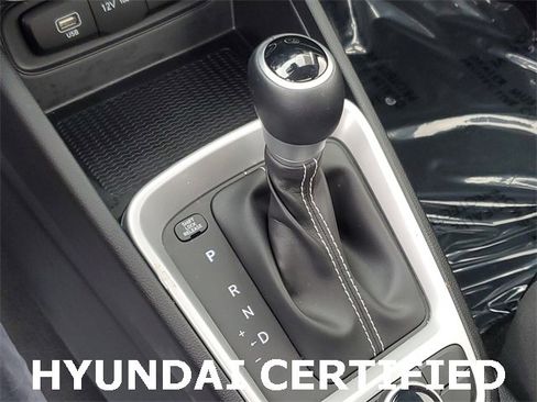 Certified 2025 Hyundai Venue SEL image 27