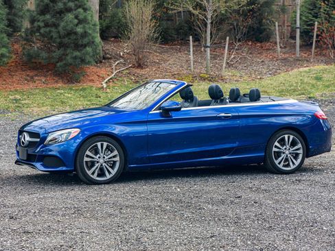 Used 2017 Mercedes-Benz C 300 Cabriolet image 3