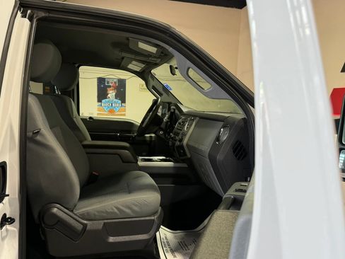 Used 2016 Ford F250 XLT AWD/4WD image 15