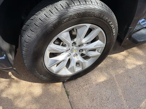 Used 2021 Chevrolet Silverado 1500 Custom image 12