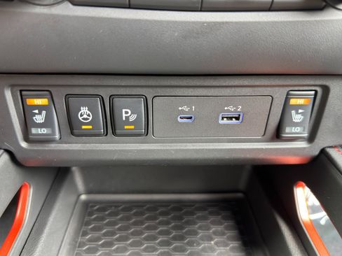Used 2024 Nissan Frontier PRO-4X w/ Pro Convenience Package AWD/4WD image 28