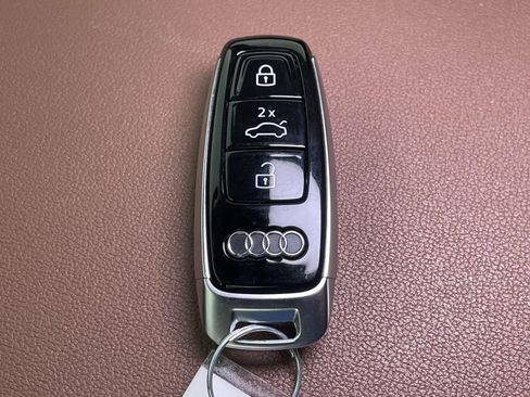 Used 2023 Audi Q7 3.0T Premium AWD/4WD image 45