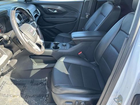 Used 2022 GMC Terrain SLT w/ Elevation Edition image 19