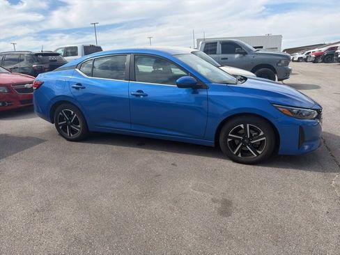 Used 2024 Nissan Sentra SV FWD image 28