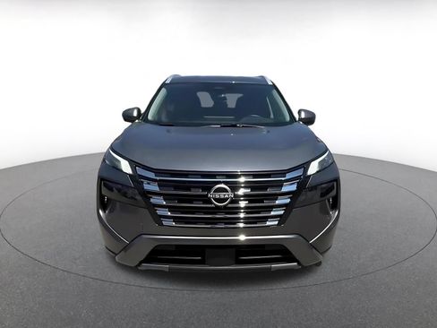 Used 2026 Nissan Rogue SL FWD image 4