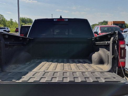 Used 2019 RAM 1500 Laramie Longhorn AWD/4WD image 5