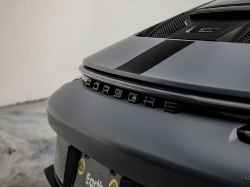 Used 2023 Porsche 911 GT3 RWD image 15