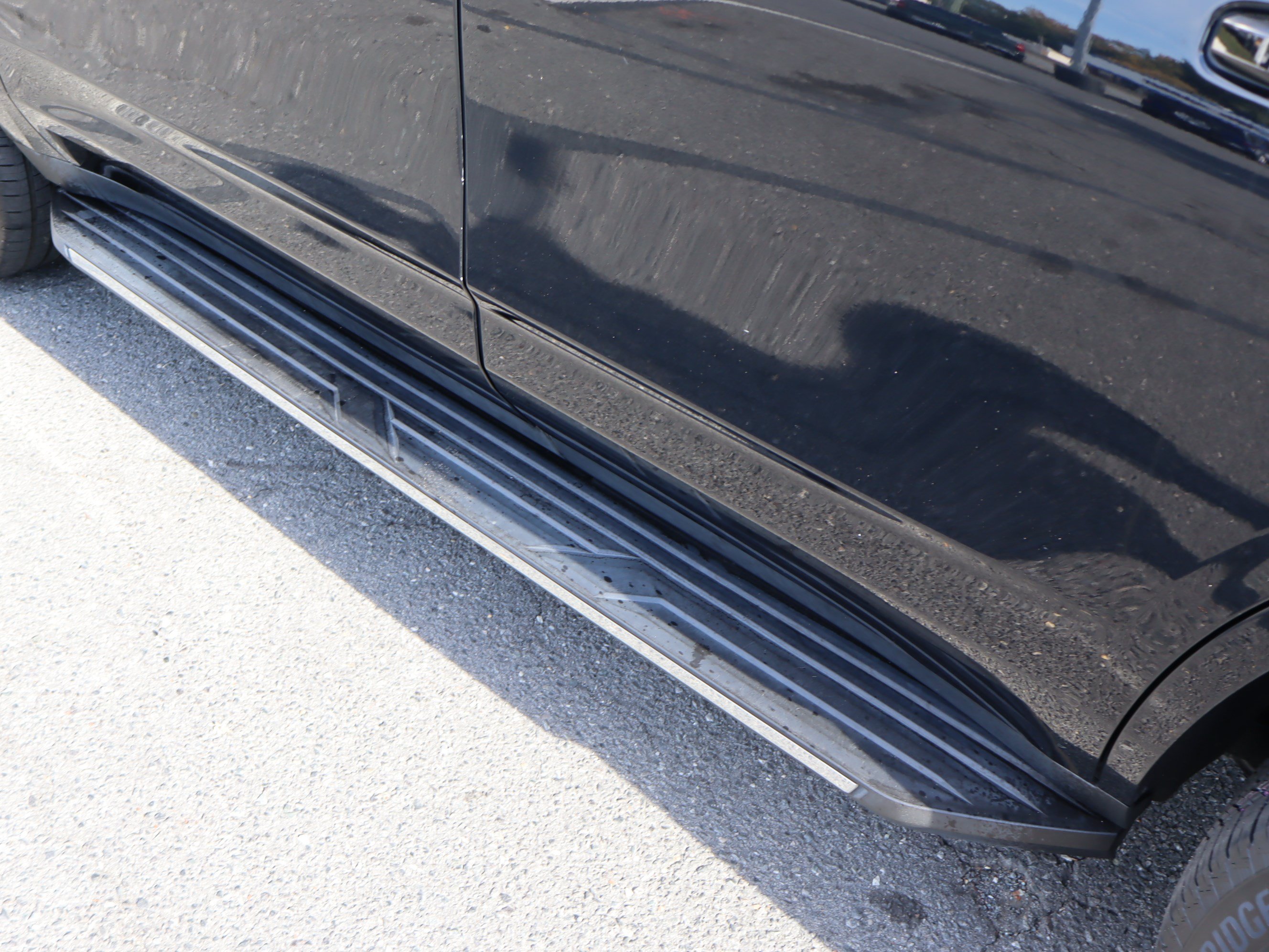 Used 2021 Chevrolet Tahoe LT w/ LT Signature Package RWD image 13