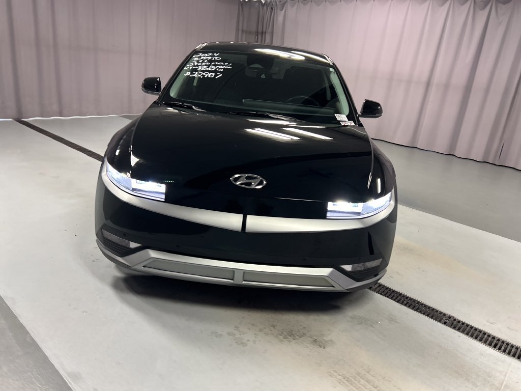 Used 2024 Hyundai Ioniq 5 SEL RWD image 2