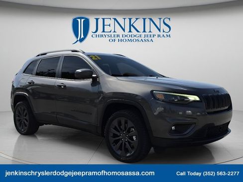 Used 2021 Jeep Cherokee Latitude Lux 80th Anniv w/ Quick Order Package 26U 80TH AWD/4WD image 2