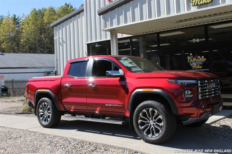 Used 2026 GMC Canyon Denali AWD/4WD image 15