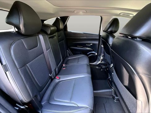Used 2025 Hyundai Tucson Limited AWD/4WD image 20