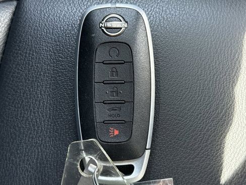 Certified 2025 Nissan Sentra SR w/ SR Premium Package FWD image 24