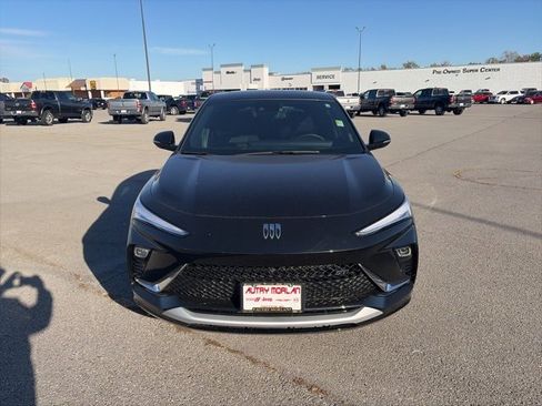 Used 2025 Buick Envista Sport Touring w/ Convenience I Package image 9