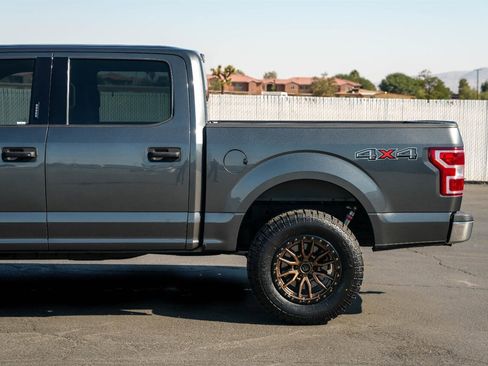 Used 2020 Ford F150 XLT image 8