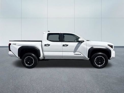 Used 2024 Toyota Tacoma TRD Off-Road AWD/4WD image 2